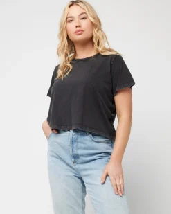Hot All Day Top - Black Tops|Basics