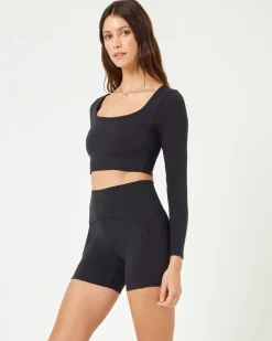 Outlet En Pointe Short - Black Bottoms