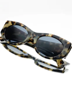 New Freyrs Layla Sunglasses - Grey Sunglasses