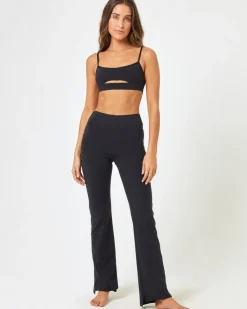 New In Play Legging - Black Bottoms