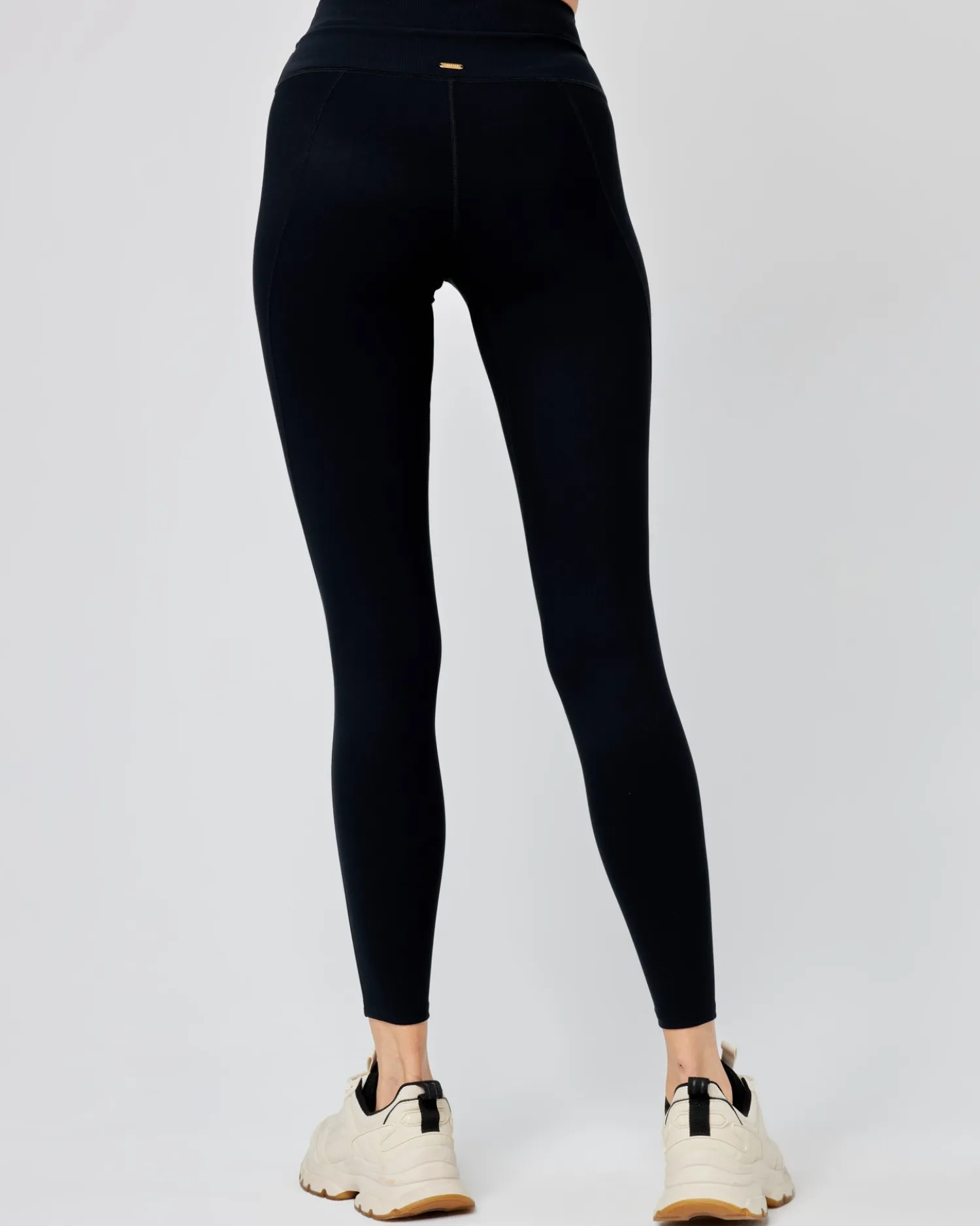 Clearance Turner Legging - Black Bottoms